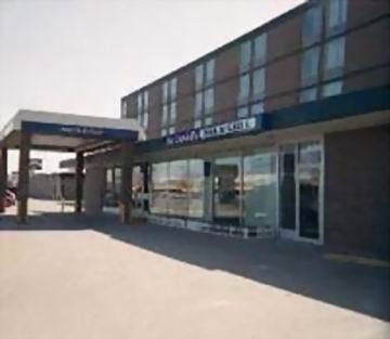 Howard Johnson Уинипег Екстериор снимка